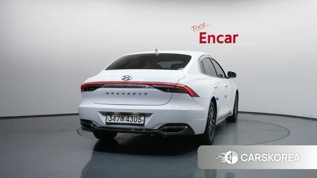 Hyundai The New Grandeur IG id 4178579 из Кореи 14