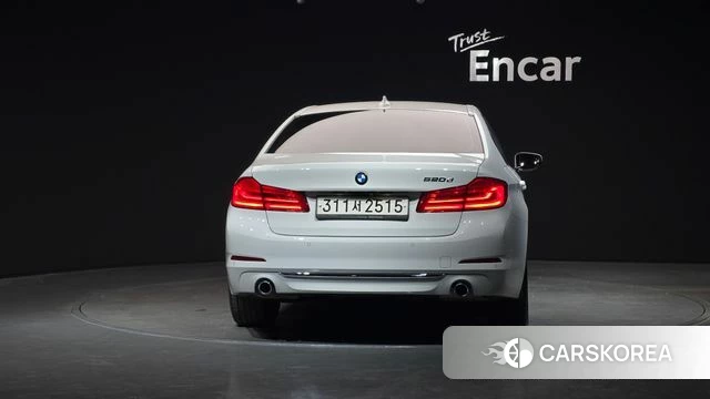 BMW 5 Series (G30) id 3955292 из Кореи 14