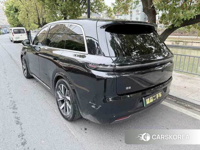 Ideal car Ideal L8 2024 Черный из Китая, фото 4