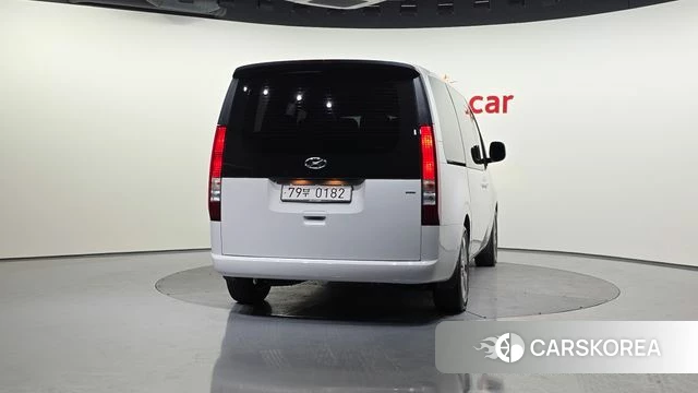 Hyundai Staria id 4360835 из Кореи 32
