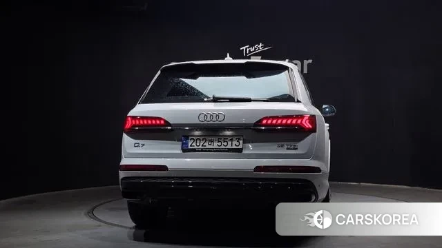 Audi Q7 (4M) id 3027032 из Кореи 14