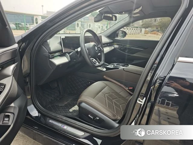 BMW 5 series id 4307719 из Китая 14