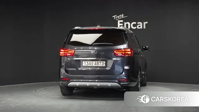 Kia The New Carnival id 3557349 из Кореи 14