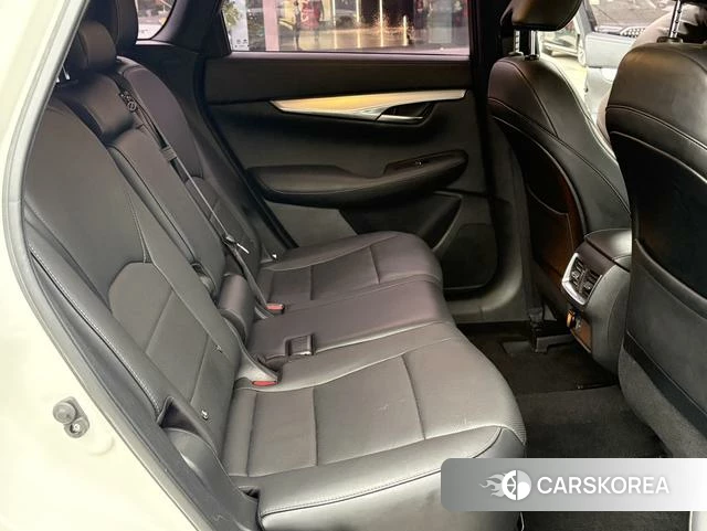 Infiniti QX50 id 4208953 из Китая 12
