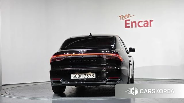 Hyundai The New Grandeur IG id 3833980 из Кореи 14