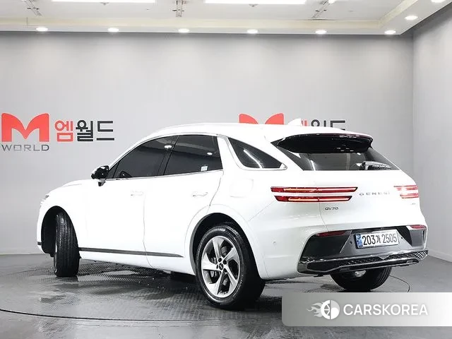 Genesis GV70 id 3082005 из Кореи 14