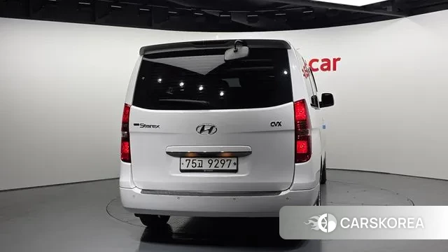 Hyundai The New Grand Starex id 3375118 из Кореи 14