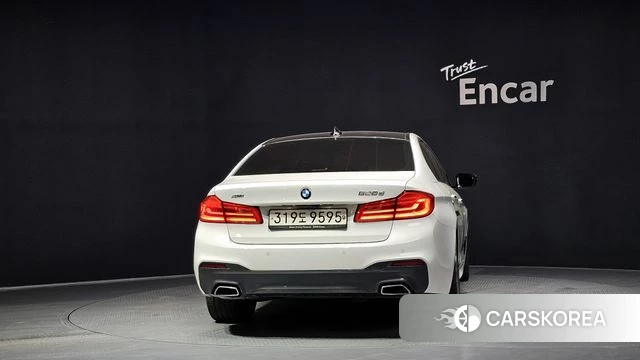 BMW 5 Series (G30) id 4615424 из Кореи 14
