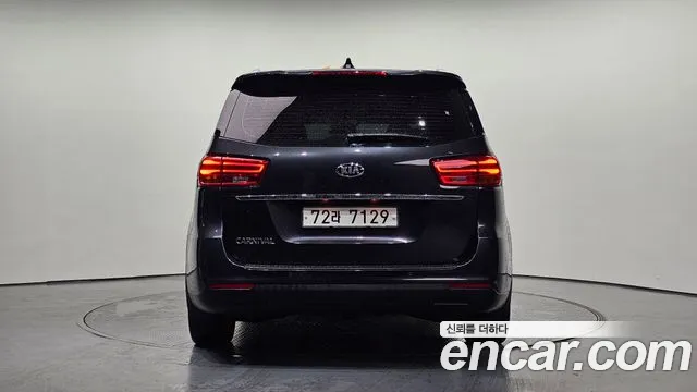 Kia The New Carnival id 2708485 из Кореи 14