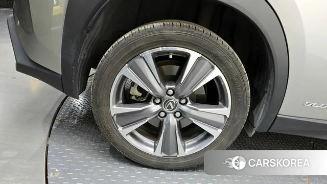 Lexus UX300e id 4316208 из Кореи 27
