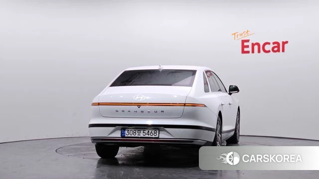 Hyundai Grandeur (GN7) id 3891171 из Кореи 14