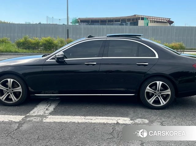 Mercedes-Benz E-Class W213 id 4873381 из Кореи 14