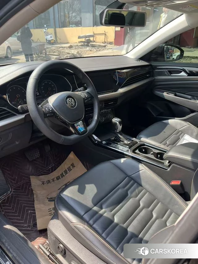 Volkswagen Passat 2021 Черный из Китая, фото 4