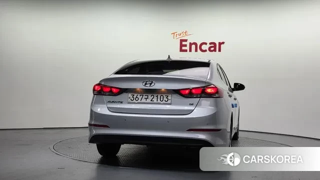 Hyundai Avante AD id 3568752 из Кореи 14