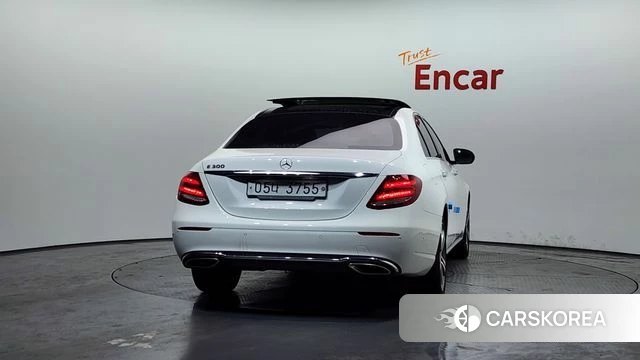 Mercedes-Benz E-Class W213 id 3795876 из Кореи 14