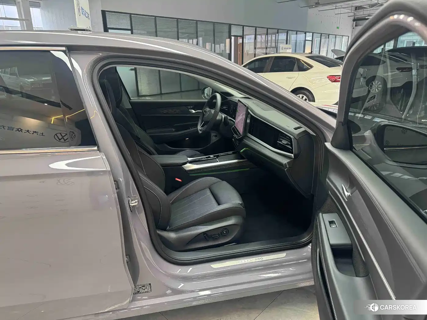 Volkswagen Passat id 4669449 из Китая 10