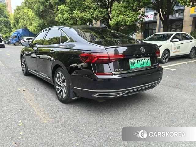 Volkswagen Passat PHEV id 4212720 из Китая 8