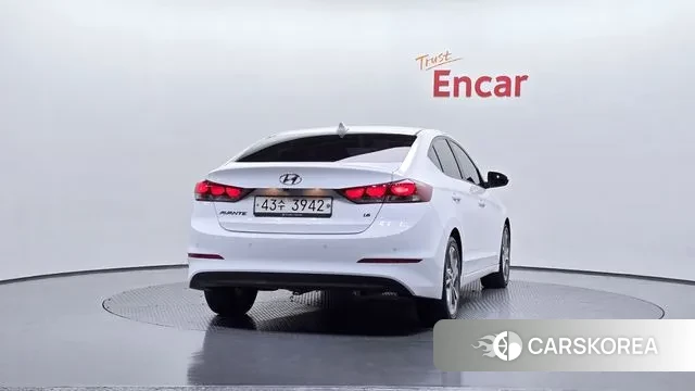 Hyundai Avante AD id 3766651 из Кореи 14