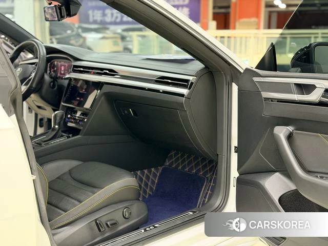 Volkswagen CC 2021 Белый из Китая, фото 4