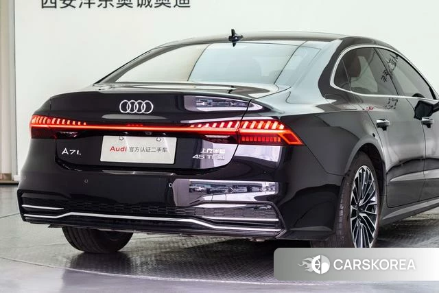 Audi A7L id 4291268 из Китая 20
