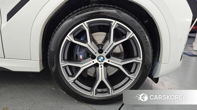 BMW X6 (G06) id 4762523 из Кореи 24