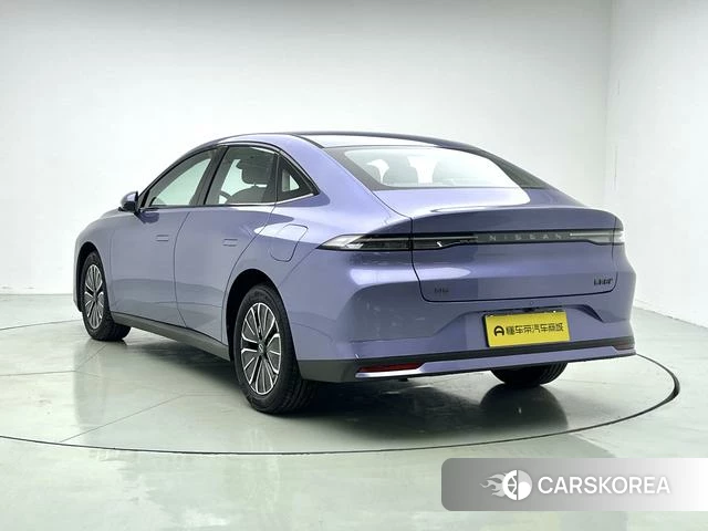 Nissan N6 id 4290763 из Китая 14