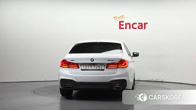 BMW 5 Series (G30) id 4416874 из Кореи 25