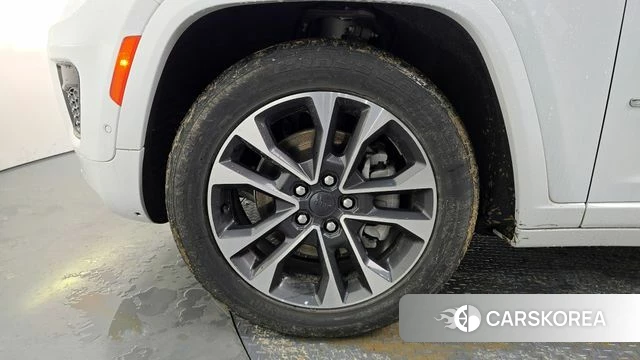 Jeep Grand Cherokee (WL) id 4355582 из Кореи 30