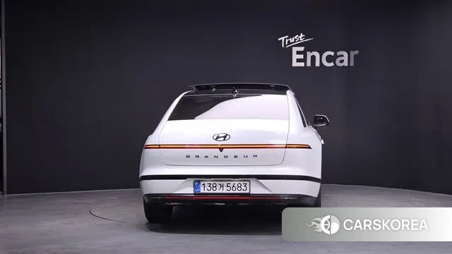 Hyundai Grandeur Hybrid (GN7) id 3614460 из Кореи 14