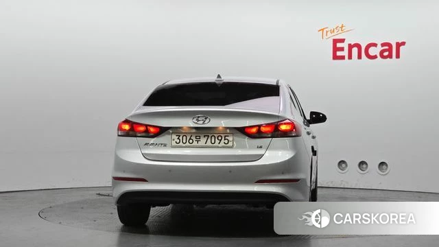 Hyundai Avante AD id 3886348 из Кореи 14