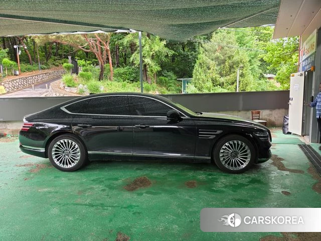Genesis Electrified G80 (RG3) id 4366304 из Кореи 13