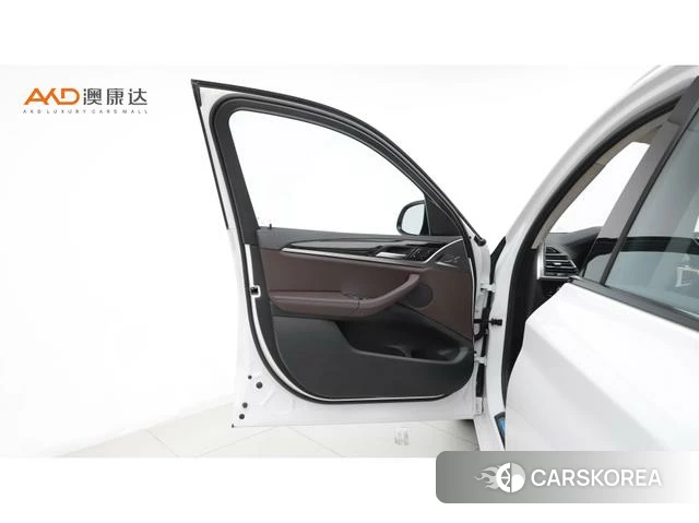 BMW X3 2021 Белый из Китая, фото 4