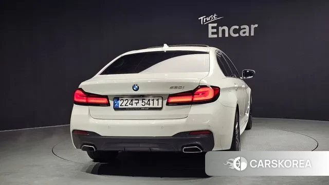 BMW 5 Series (G30) id 3690323 из Кореи 14