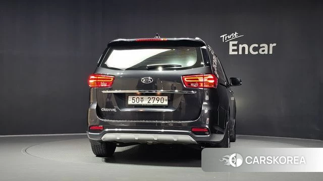Kia The New Carnival id 4924017 из Кореи 31