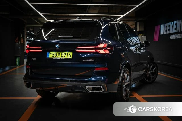 BMW X5 (G05) 2025 Черный из Кореи, фото 4