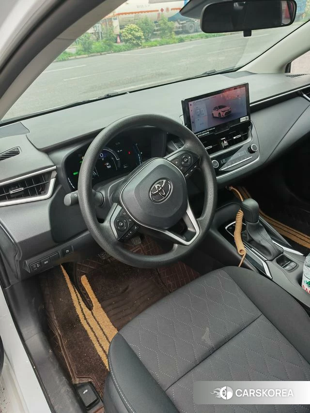 Toyota Corolla id 4262108 из Китая 10