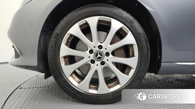 Mercedes-Benz E-Class W213 id 4900504 из Кореи 28