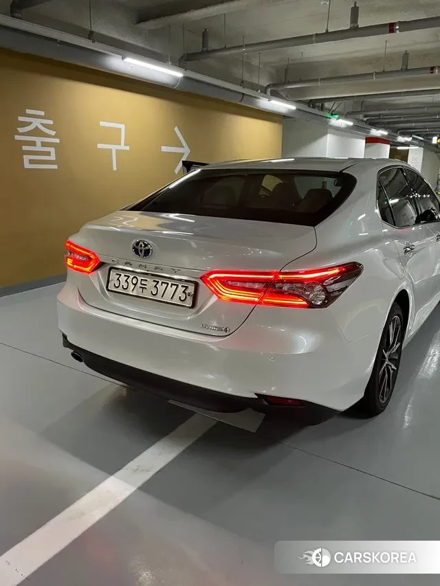 Toyota Camry (XV70) 2024 Белый из Кореи, фото 4