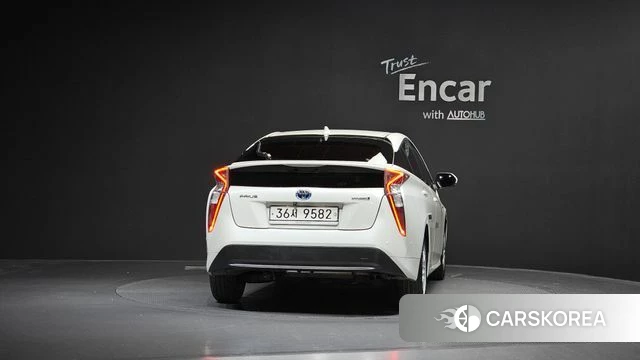 Toyota Prius 4th Generation id 3912042 из Кореи 14