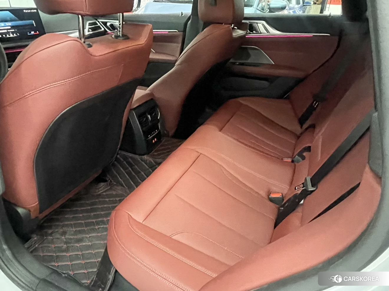 BMW i4 2024 Серебристо-серый из Китая, фото 4