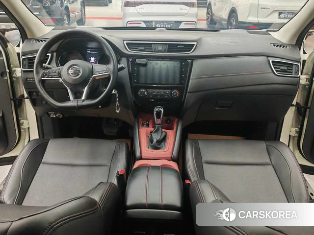 Nissan Qashqai 2021 Белый из Китая, фото 4