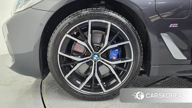 BMW 5 Series (G30) id 4641928 из Кореи 25