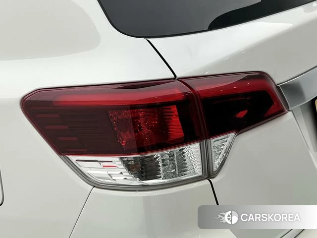 Nissan Tuda id 4253353 из Китая 22