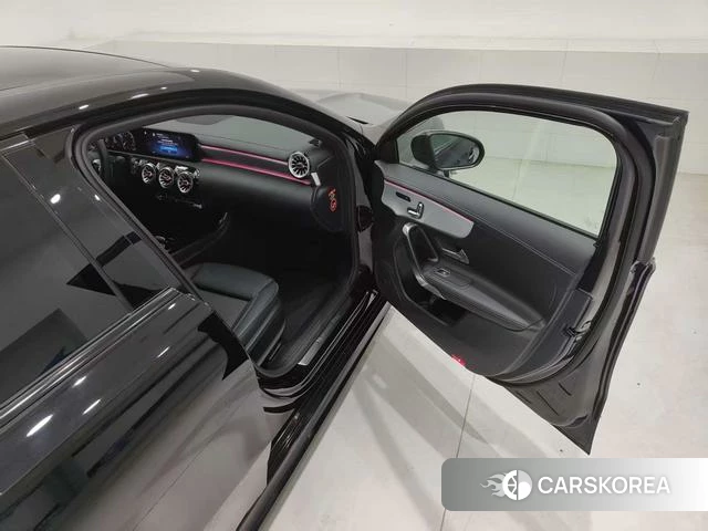 Mercedes-Benz Class A AMG id 4238172 из Китая 16