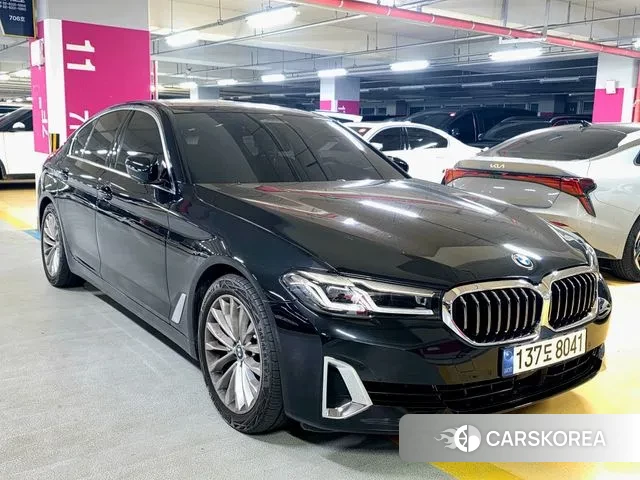 BMW 5 Series (G30) id 3288089 из Кореи 8