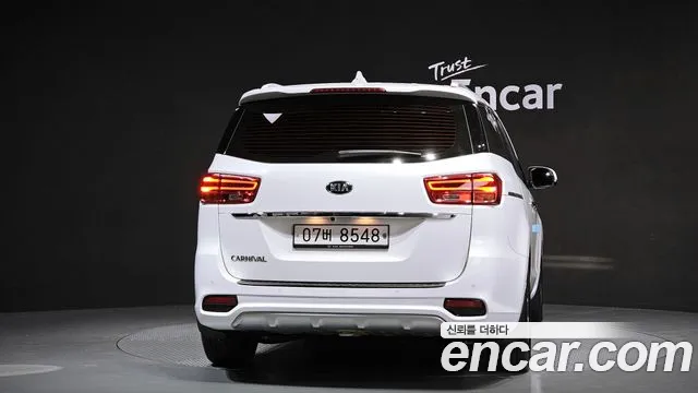 Kia The New Carnival id 2635415 из Кореи 14