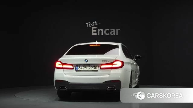 BMW 5 Series (G30) id 3860651 из Кореи 14