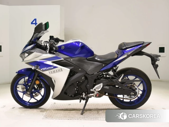 Проданный Yamaha YZF-R25 2015 из Японии
