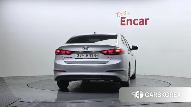 Hyundai Avante AD id 3801723 из Кореи 14