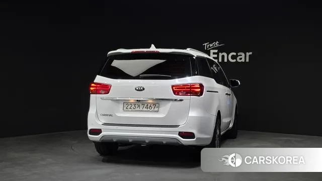 Kia The New Carnival id 3459813 из Кореи 14